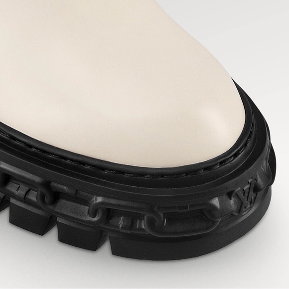 Worn 2 times Louis Vuitton booties - Picture 4 of 5